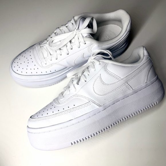 Nike Women’s Court Vision Alta LTR White Platform Sneakers Size - 10 - Picture 8 of 9